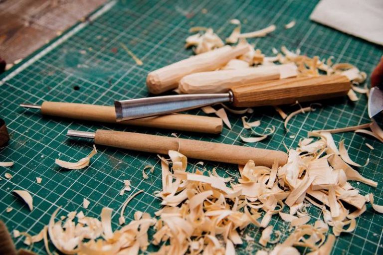 Guide to Must-Have Basic Woodworking Tools